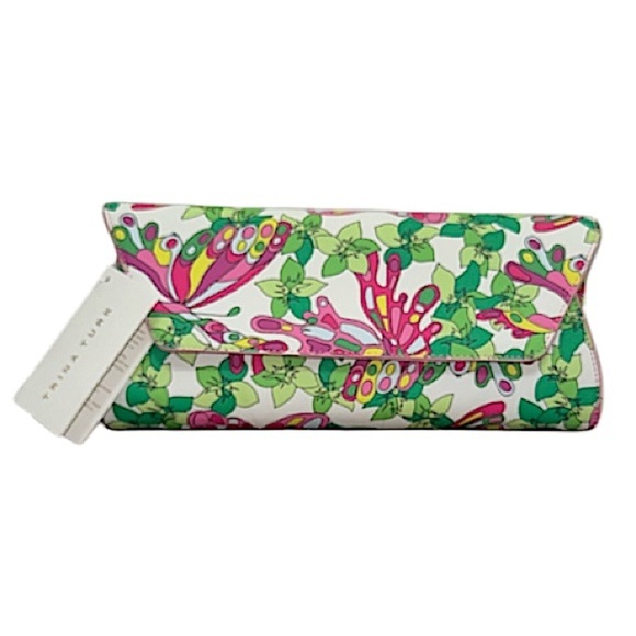 NWT Trina Turk Floral Clutch envelope style with a magnetic snap closure - Picture 3 of 12